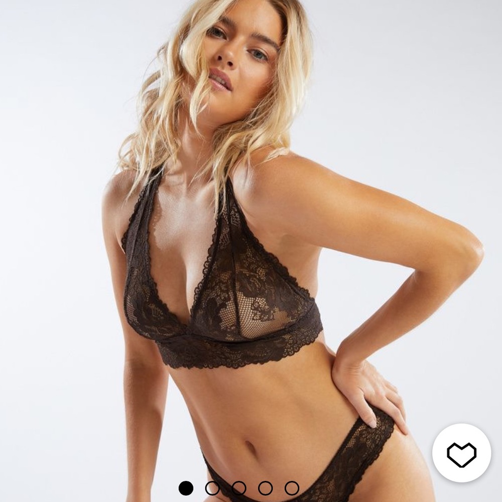 Brand new with tags Savage x Fenty bralette